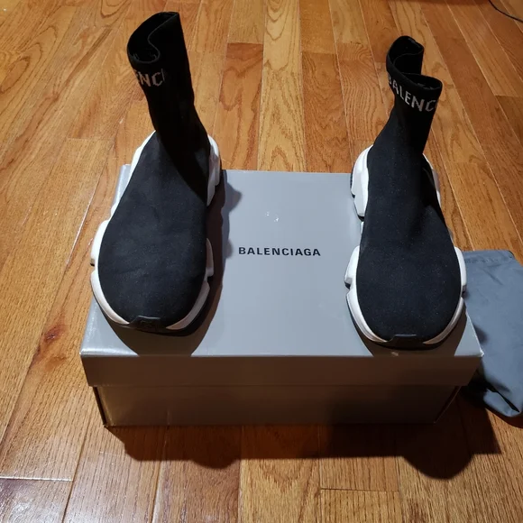Balenciaga | Shoes | Balenciaga Mens Size 1 | Poshmark display picture 2